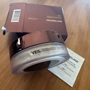 HOURGLASS VEIL TRANSLUCENT SETTING POWDER